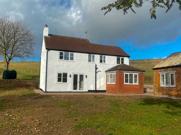 4 Bedroom Detached House To Rent In Kirmond-le-mire, Market Rasen, LN8