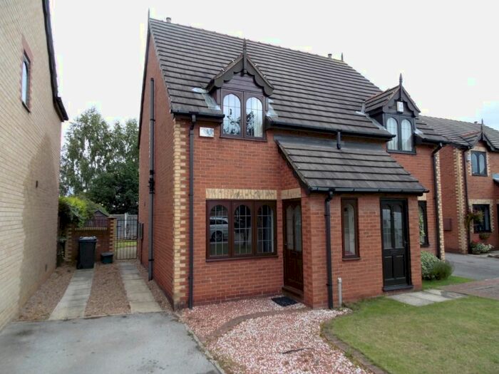 2 Bedroom Semi-Detached House To Rent In Edencroft Drive, Edenthorpe, Doncaster DN3