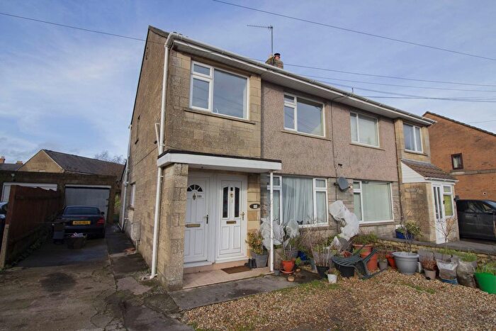 1 Bedroom Flat For Sale In Delmore Road, Frome, BA11