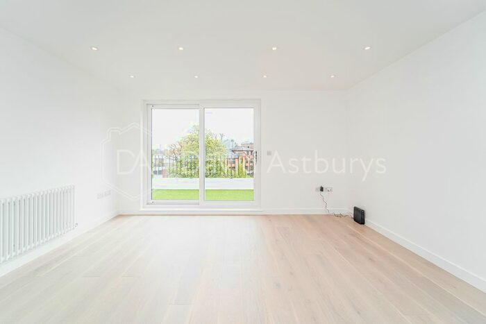 1 Bedroom Flat To Rent In Crouch End Hill, Crouch End, London, N8