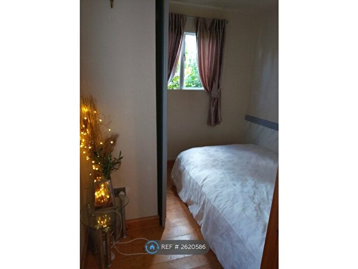 1 Bedroom Flat To Rent In Hobson Rd, Oxford, OX2