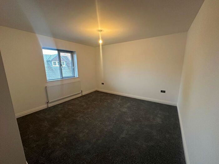 5 Bedroom Detached House To Rent In Cornwall Drive, Long Eaton, NG10
