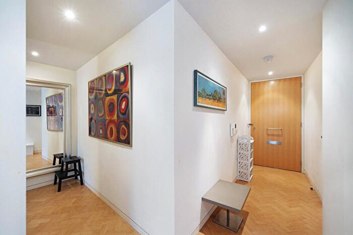 2 Bedroom Apartment To Rent In Hester Road, London, SW11
