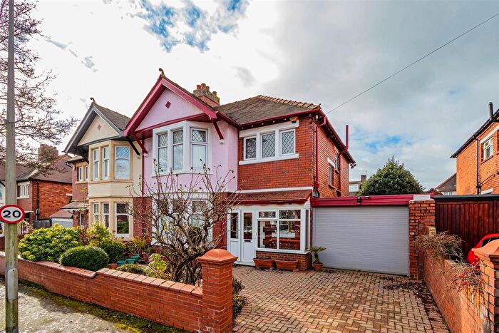 3 Bedroom Semi-Detached House For Sale In Southcourt Road, Penylan, CF23