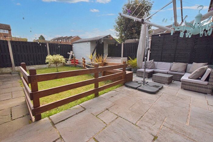 3 Bedroom Terraced House For Sale In Butterbowl Drive, Leeds, West Yorkshire, LS12