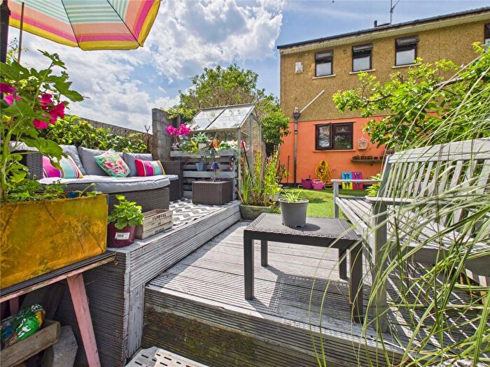 3 Bedroom End Of Terrace House For Sale In Ellfield Close, Bishopworth, Bristol, BS13