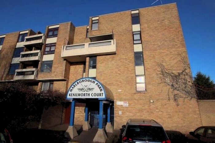 2 Bedroom Flat To Rent In Kenilworth Court, Washington, NE37