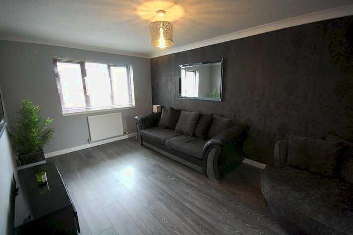 2 Bedroom Flat To Rent In Cairnton Court, Westhill, Aberdeenshire, Aberdeen, AB32