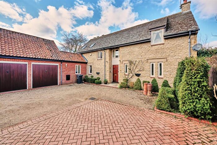 4 Bedroom Character Property For Sale In Rectory Farm Court, Elton, PE8