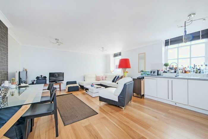 1 Bedroom Apartment To Rent In College Hill Cannon Street, EC4R