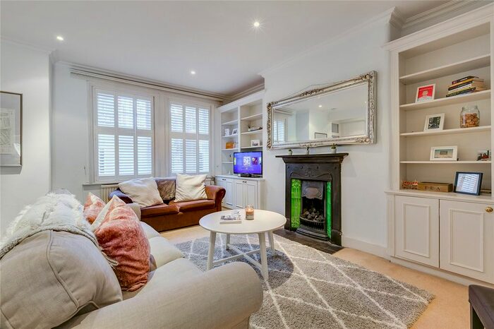 2 Bedroom Flat To Rent In Gledstanes Road, London, W14