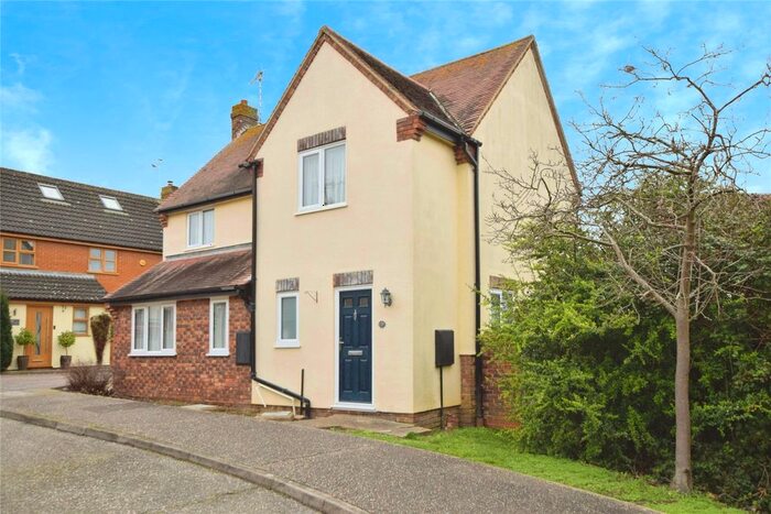 4 Bedroom Detached House For Sale In Cornwallis Drive, South Woodham Ferrers, Chelmsford, Essex, CM3