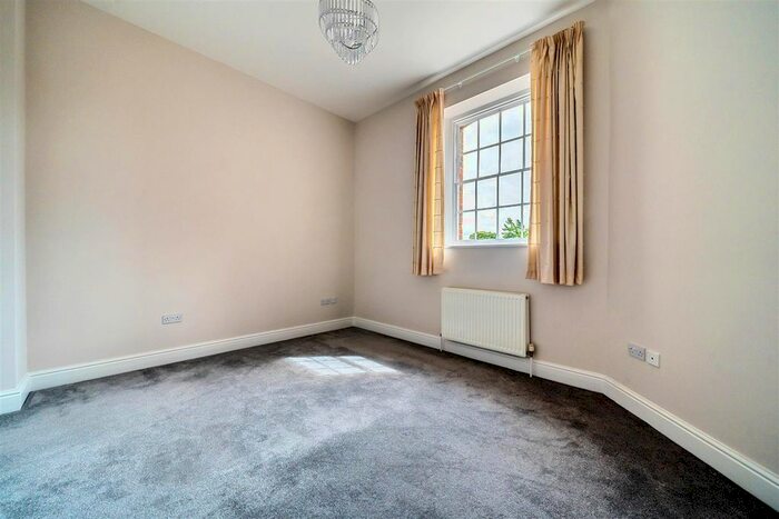 2 Bedroom Terraced House For Sale In Awdry Road, Devizes, SN10