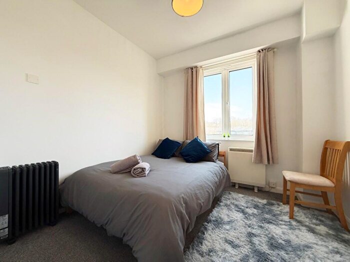 3 Bedroom House To Rent In Lower Brook Street, Winchester, Hampshire, SO23