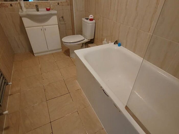 1 Bedroom Flat To Rent In West Hendon Broadway, London, NW9