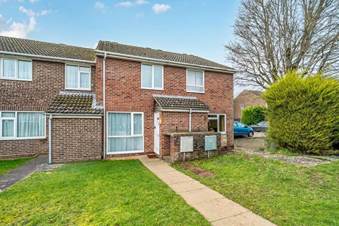 2 Bedroom Terraced House For Sale In Kidlington, Oxfordshire, OX5
