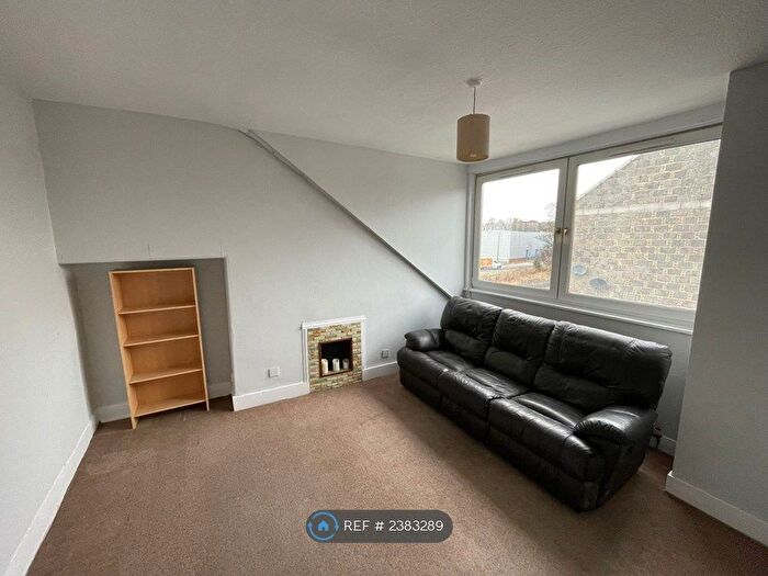 1 Bedroom Flat To Rent In Lamond Place, Aberdeen, AB25