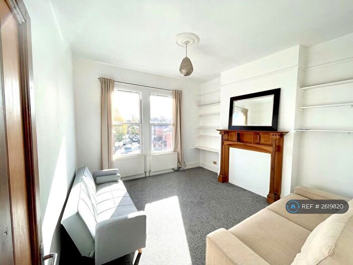 2 Bedroom Flat To Rent In St. Marys Road, London, NW10