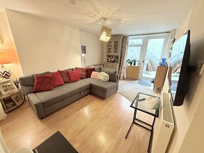Studio For Sale In Grove Road, Eastbourne, BN21