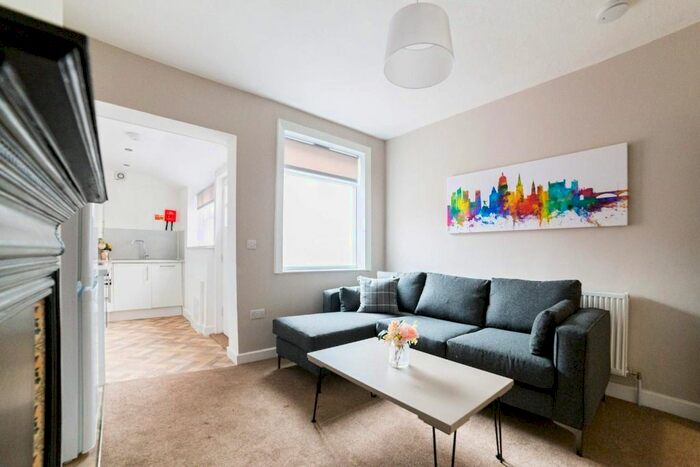 3 Bedroom Terraced House To Rent In Clinton Street, Beeston, Nottingham, NG9