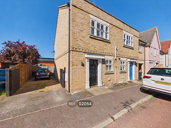 2 Bedroom Property To Rent In Mascot Square, Colchester, CO4