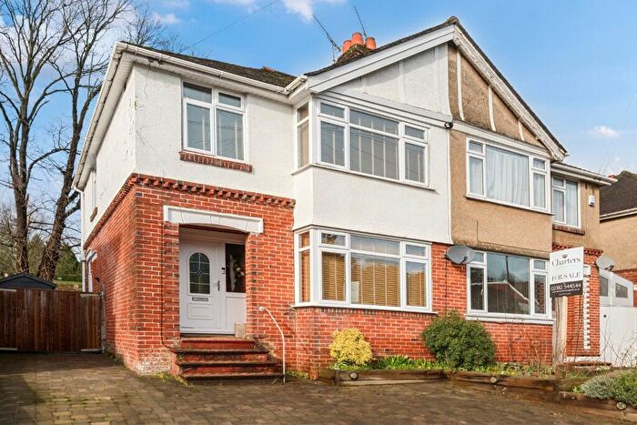 3 Bedroom Semi-Detached House For Sale In Dale Valley Road, Shirley, Southampton, Hampshire, SO16