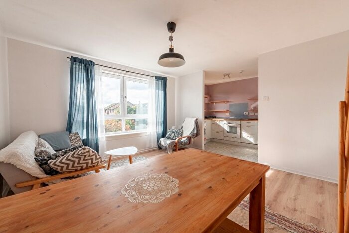 2 Bedroom Flat To Rent In Bathfield, Leith, Edinburgh, EH6