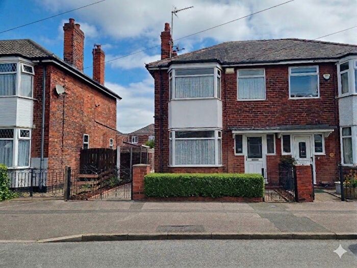 3 Bedroom Semi-Detached House For Sale In Telford Street, Hull, HU9