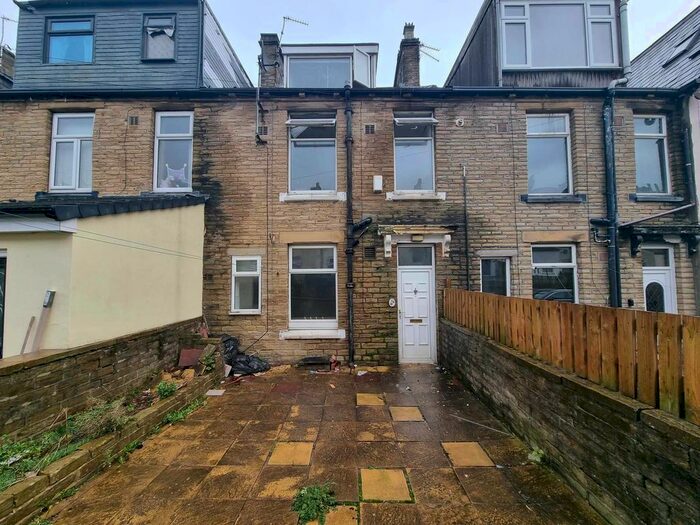2 Bedroom Terraced House To Rent In Melrose Street, Halifax, West Yorkshire, HX3