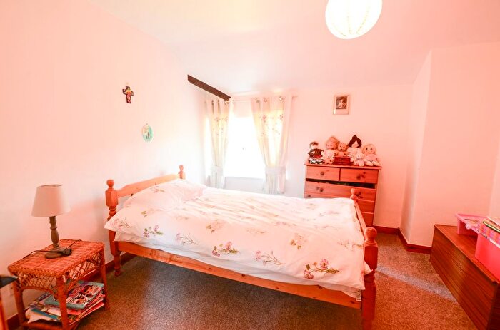 3 Bedroom Equestrian For Sale In Halgavor Lane, Bodmin, Cornwall, PL31
