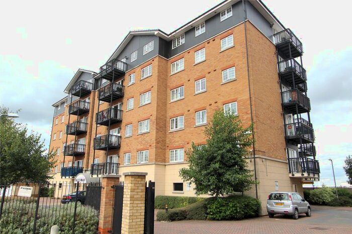 2 Bedroom Flat To Rent In Baltic Wharf, Clifton Marine Parade, Gravesend, Kent, DA11