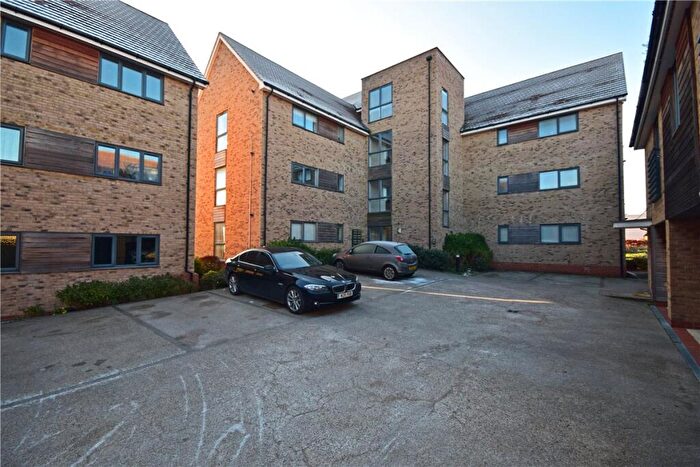 2 Bedroom Apartment To Rent In Burlton Road, Cambridge, CB3