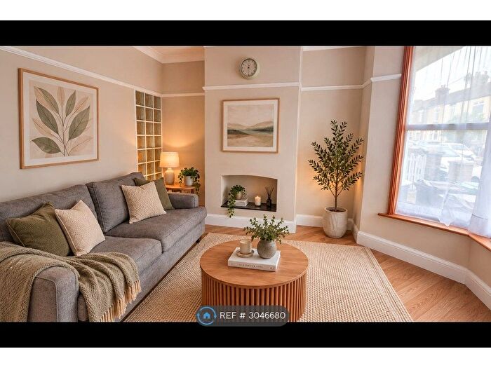 2 Bedroom Terraced House To Rent In Kent Road, Grays, RM17