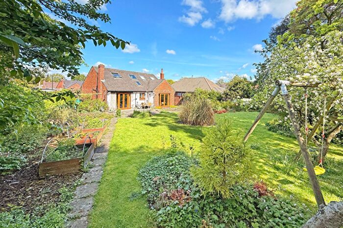 2 Bedroom Detached Bungalow For Sale In Scotton Drive, Knaresborough, HG5