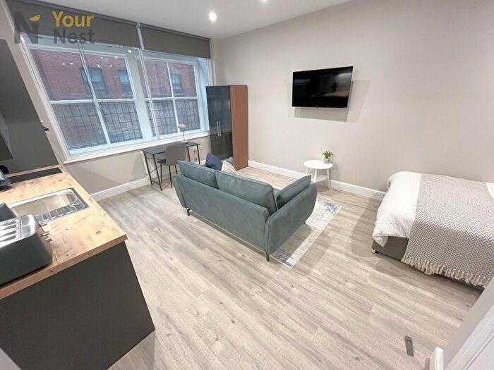 Studio To Rent In Great George Street, Leeds, West Yorkshire, . Utilities Included., LS1