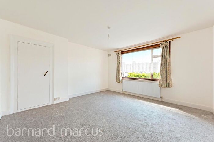 5 Bedroom House To Rent In Cavendish Avenue, New Malden, KT3