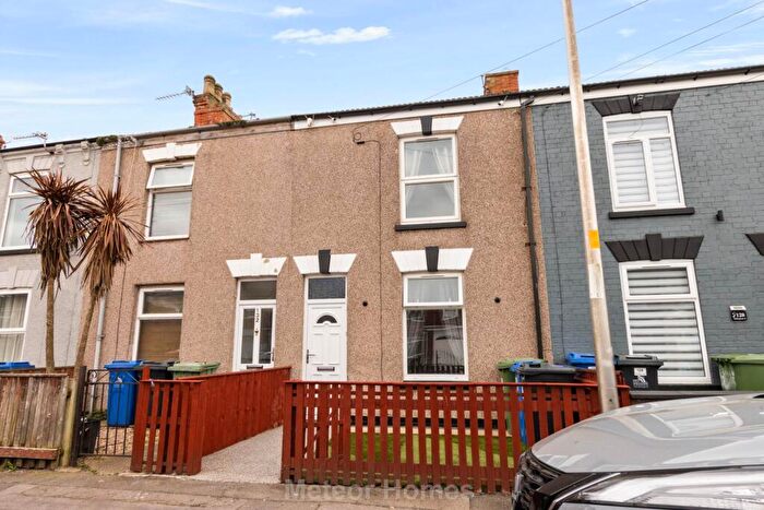 2 Bedroom Terraced House For Sale In Willingham Street, Grimsby, DN32