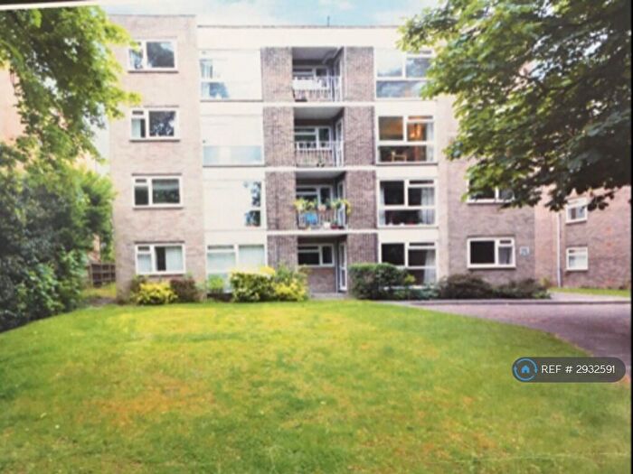 1 Bedroom Flat To Rent In Moliner Court, Beckenham, Kent, BR3