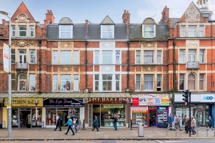 1 Bedroom Flat To Rent In New Broadway, Ealing, London, W5
