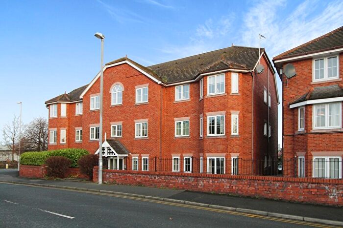 2 Bedroom Apartment To Rent In Heathcote Close, Chester, Cheshire, CH2