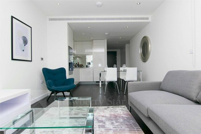 2 Bedroom Flat To Rent In Sky Gardens, Wandsworth Road, London, SW8