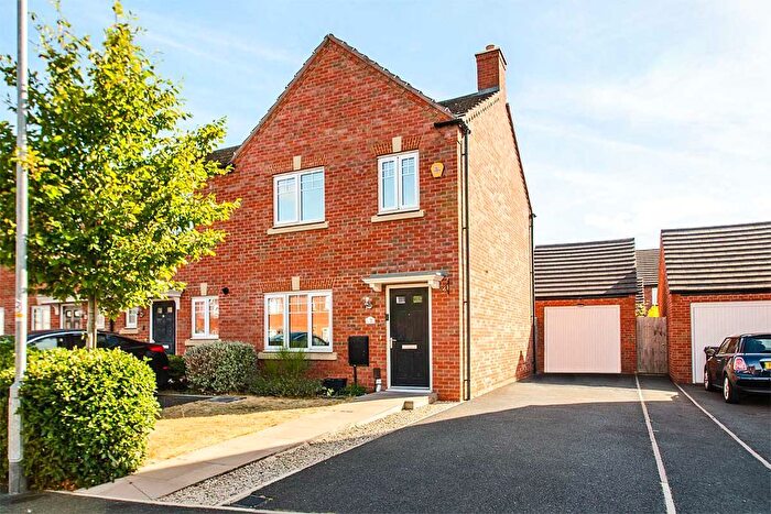3 Bedroom Property For Sale In Tye Road, Fradley, Lichfield, WS13