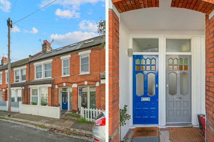 3 Bedroom Maisonette To Rent In Longfield Street, London, SW18