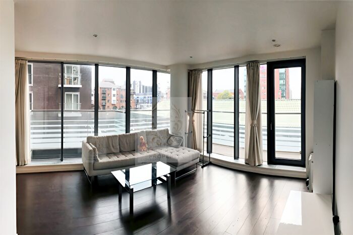 2 Bedroom Apartment To Rent In Baltimore Wharf, Canary Wharf, London, E14