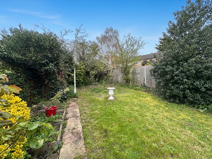 3 Bedroom Semi Detached House For Sale In Cheney Way, Cambridge, CB4