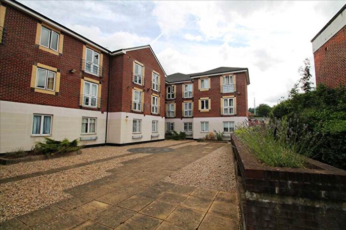 2 Bedroom Apartment To Rent In Close To Reedham Railway Station, CR8