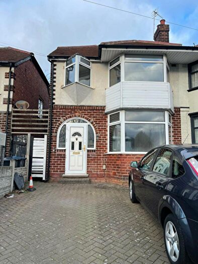 3 Bedroom Semi-Detached House To Rent In College Rd, Kingstanding, B44