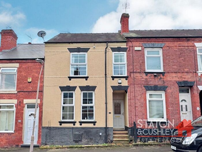 2 Bedroom Terraced House For Sale In Cedar Street, Mansfield, NG18