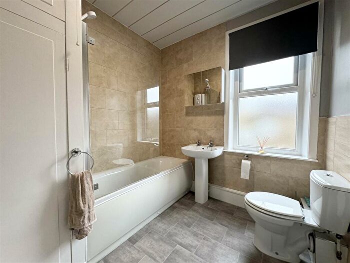 2 Bedroom Semi-Detached House For Sale In Albert Road, Clayton West, HD8