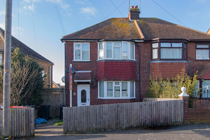 3 Bedroom Semi-Detached House For Sale In Kent Road, Margate, CT9